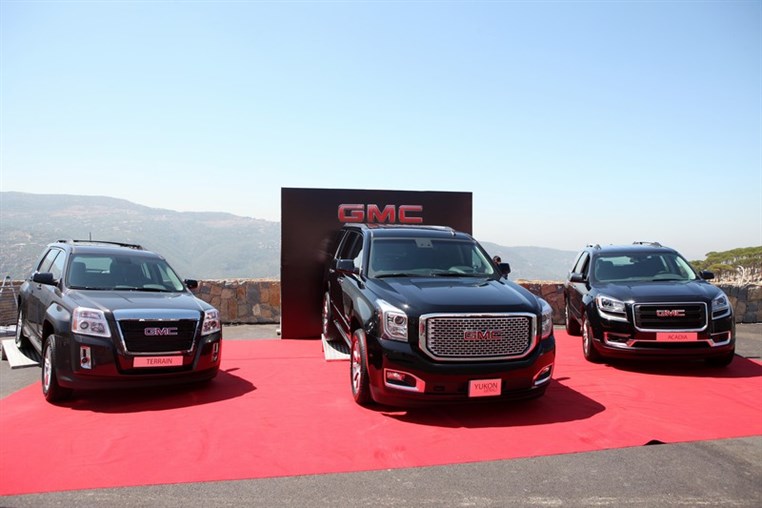The new GMC Yukon… on a race track! 